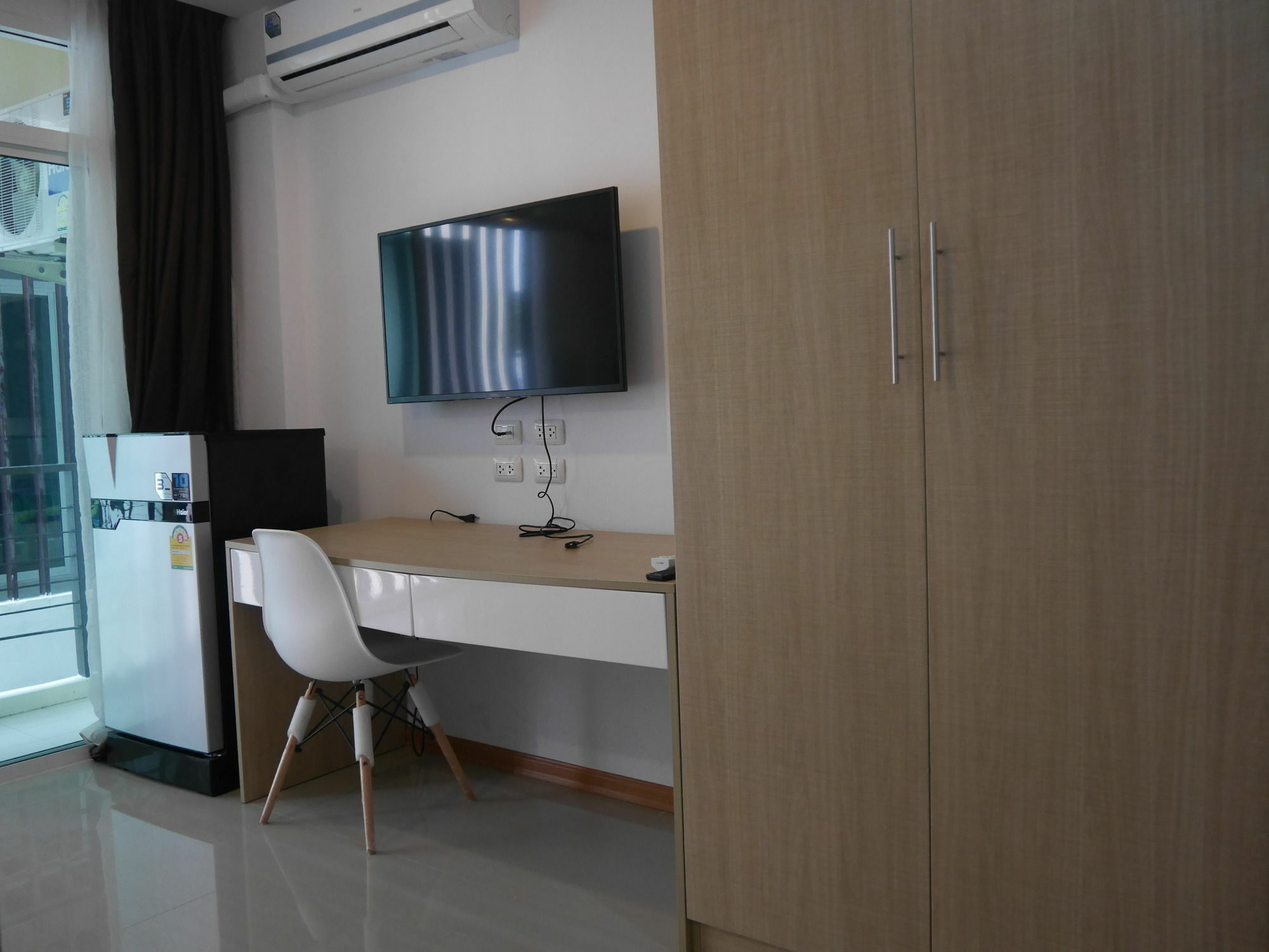 Darisa Apartment Service Patong Kültér fotó